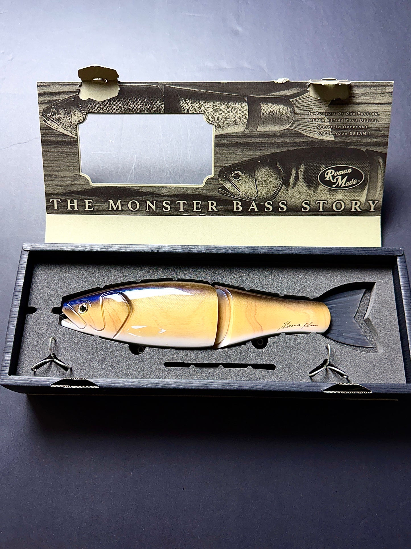 Roman Made Mother Natural Wood Blue Bottom Hook | Premium Jointed Swimbait