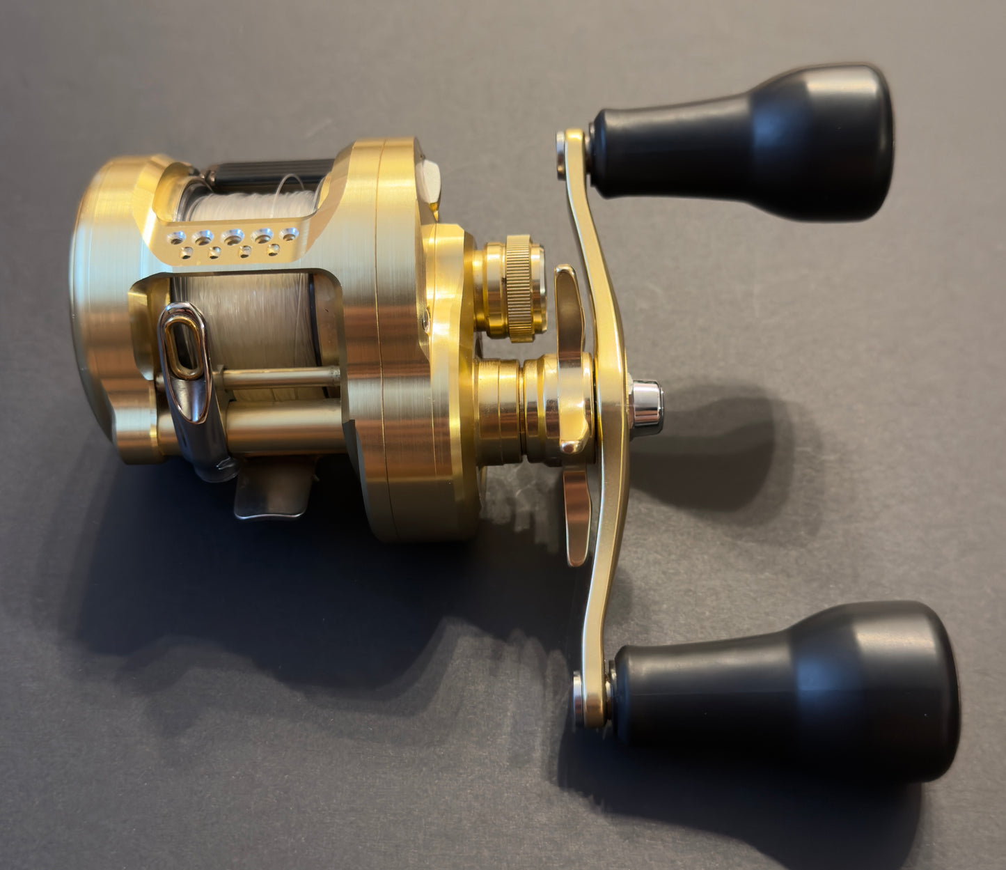 Shimano 23 Calcutta Conquest MD 301XGLH