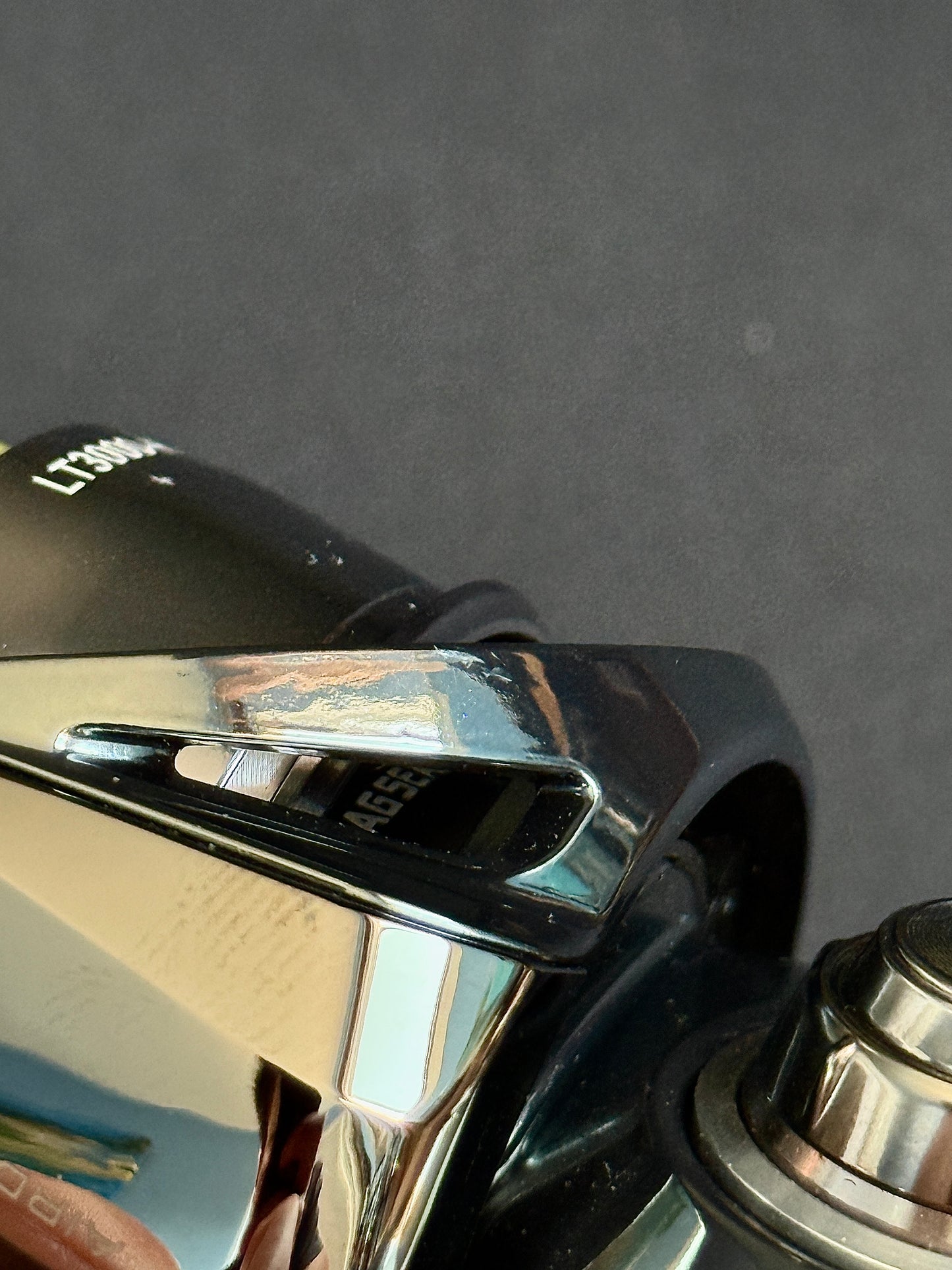 Daiwa 22 Exist LT3000-H | Spinning Reel | Right/Left Hand