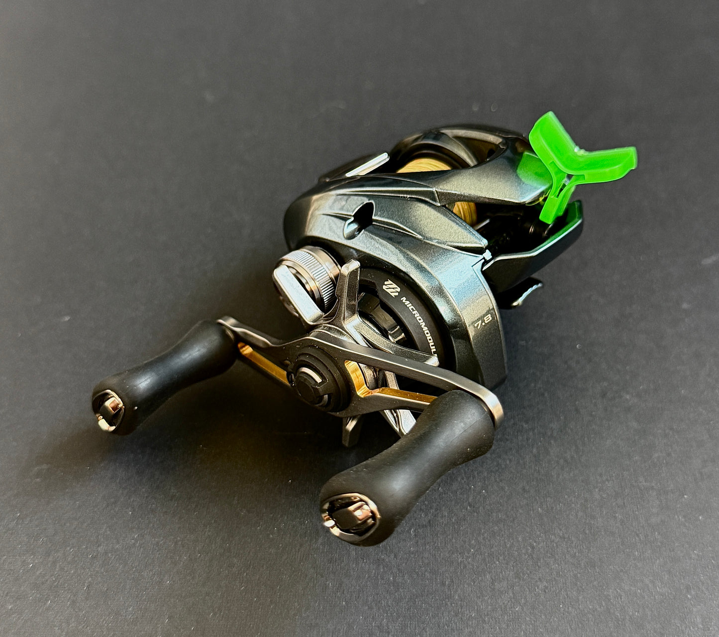 Shimano Aldebaran BFS Baitcasting Reel – Right Hand 7.8:1 (Used)