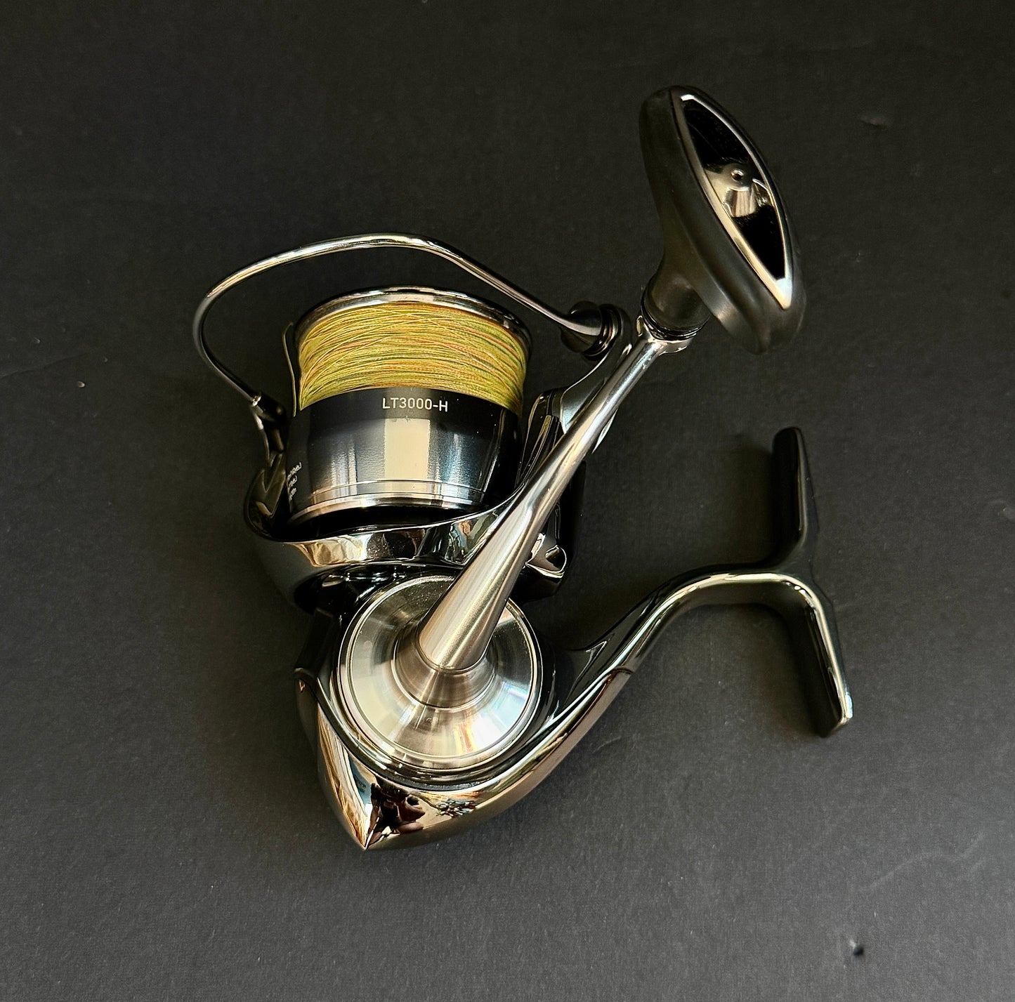 Daiwa 22 Exist LT3000-H | Spinning Reel | Right/Left Hand
