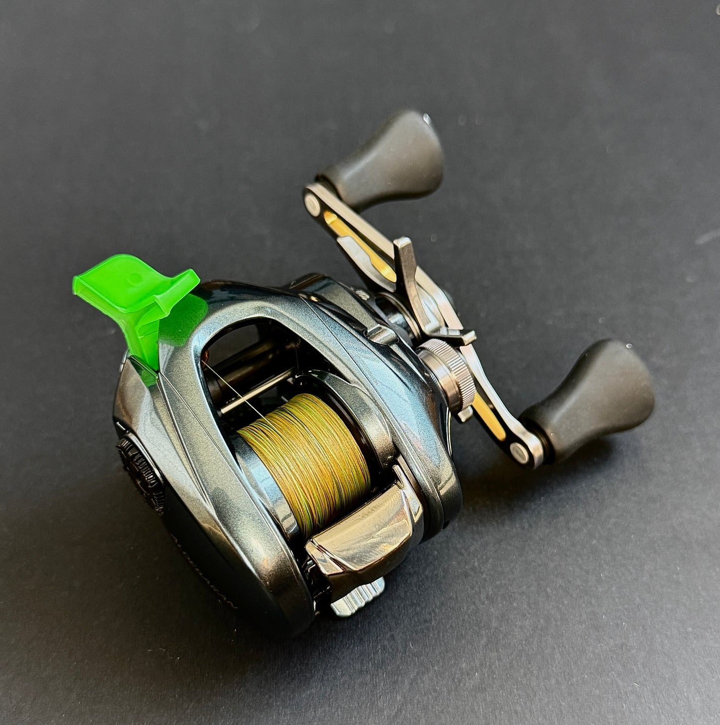 Shimano Aldebaran BFS Baitcasting Reel – Right Hand 7.8:1 (Used)