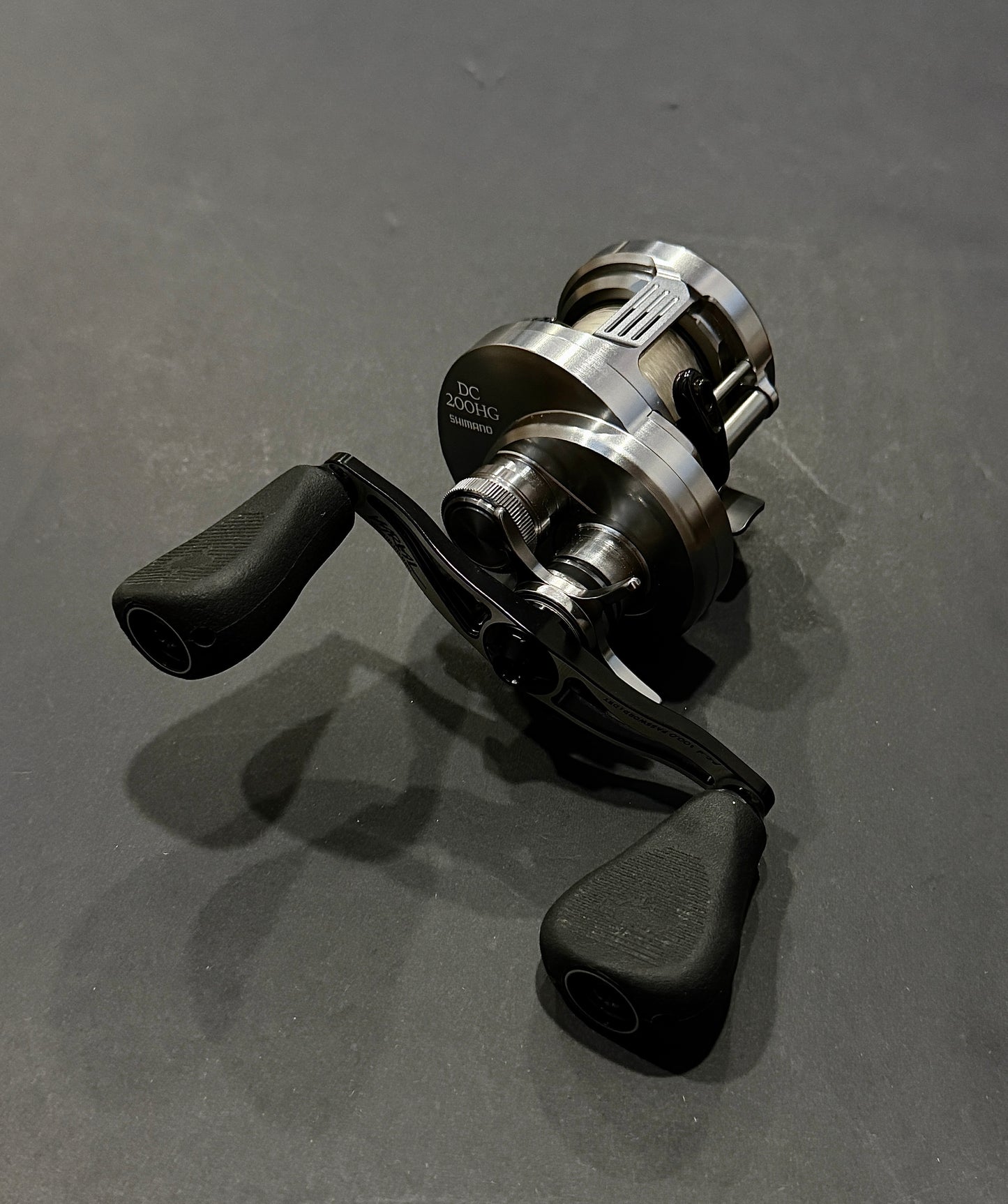 2020 Shimano Calcutta Conquest DC 200HG with 100mm White x Black Drt Varial Handle