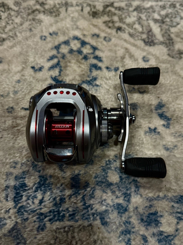 Team Daiwa Zillion 100 SHA 7.1:1 High Speed Baitcasting Reel Bass Fishing